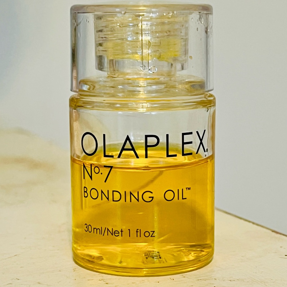 Olaplex Number 7 bonding oil